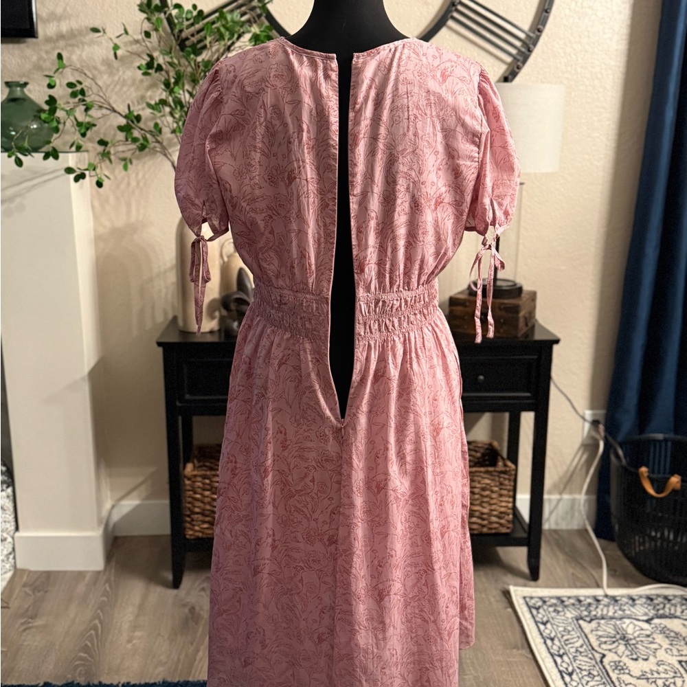 Gal Meets Glam Giselle Pink Smocked Tiered Midi Dress - Size 12 - Picture 5 of 10